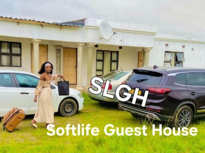 Softlife Guest House Ulundi Esterno foto