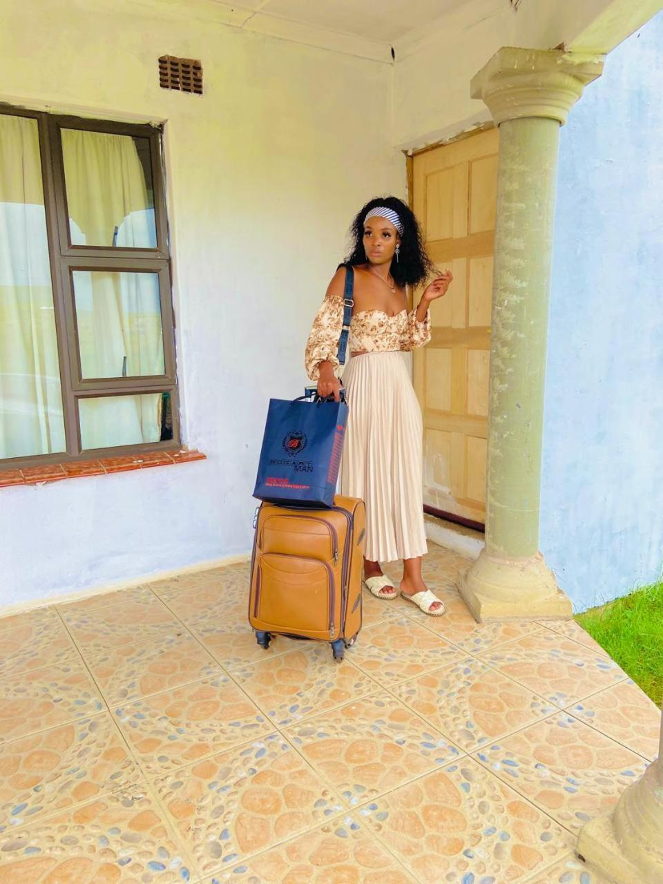 Softlife Guest House Ulundi Esterno foto
